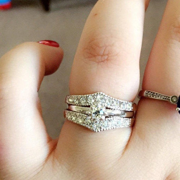 3 in one Wedding Engagment Ring 18k HGE SIZE 6 - Picture 7 of 7